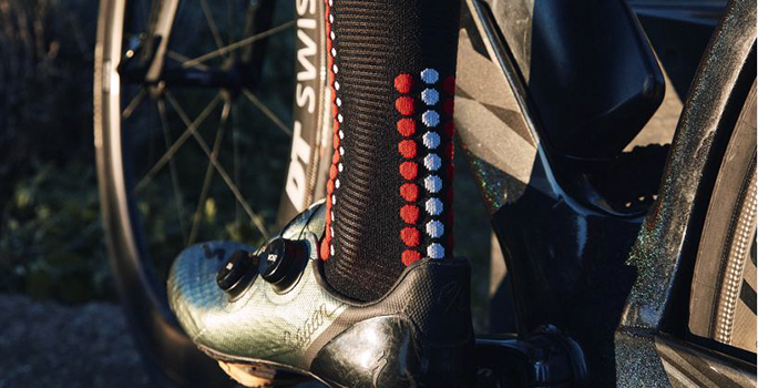 Essai des chaussettes de compression défatigantes CIMALP - Matos vélo,  actualités vélo de route et tests de matériel cyclisme