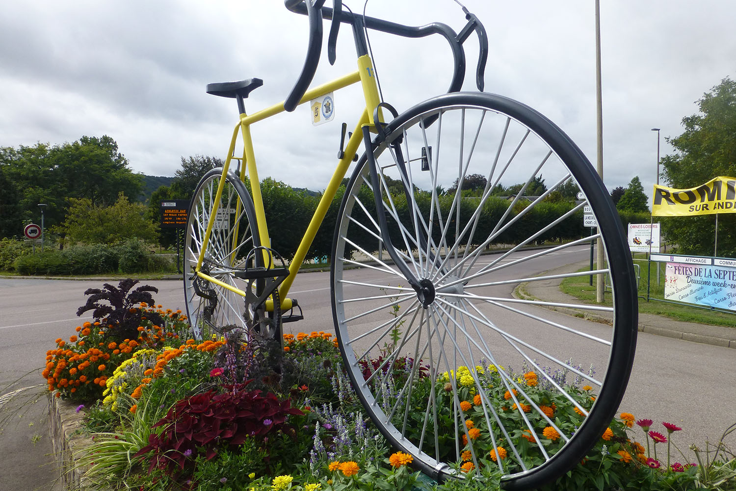 Au pied de la côte Jacques Anquetil